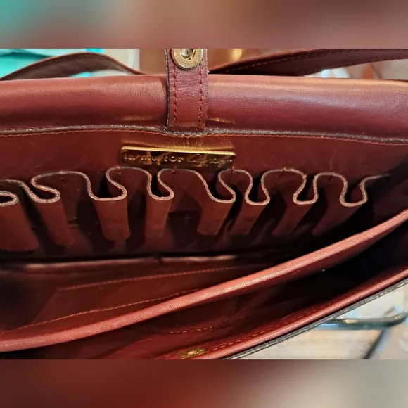 Vintage 1975 Classic Cartier Brown Leather Shoulder Bag - Picture 8 of 16